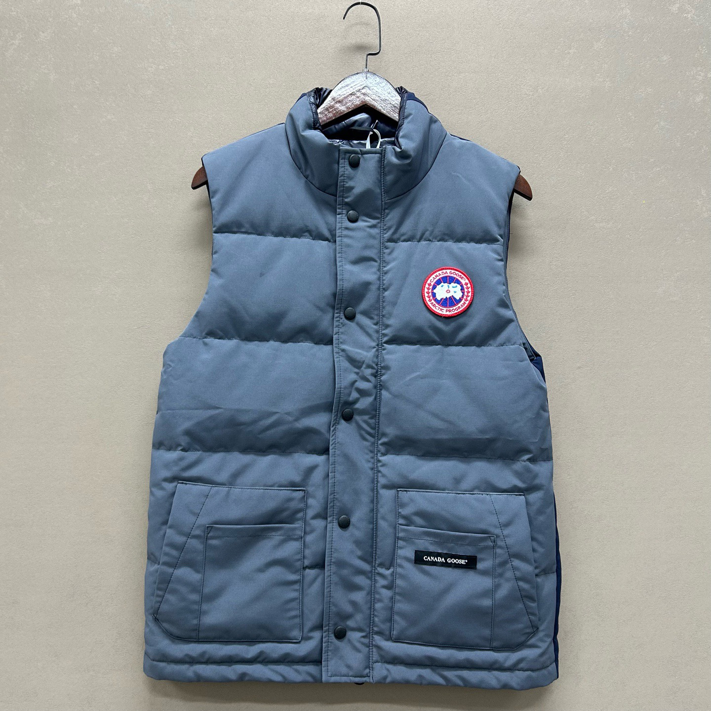 99新 CANADA GOOSE 正面灰色反面藏蓝色羽绒马甲 XS码 ys000180