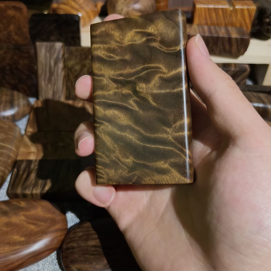 妞***2金丝楠金丝楠木小叶桢楠阴沉木