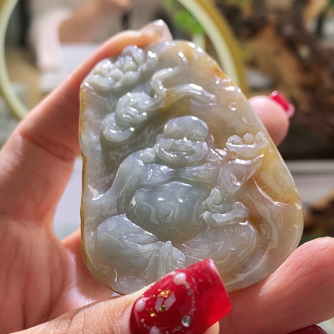 【闪购商品】翡翠颈饰未镶嵌佛
