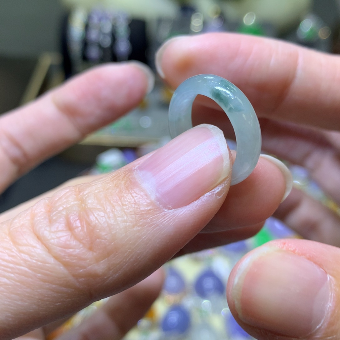 翡翠颈饰未镶嵌翡翠吊坠项链