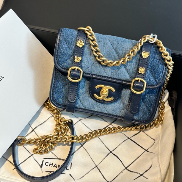 99新 Chanel/香奈儿 多多奢品/香奈儿24B牛仔单宁邮差斜挎包/99新