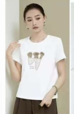 85007时尚短款棉T亮钻设计师款气质百搭