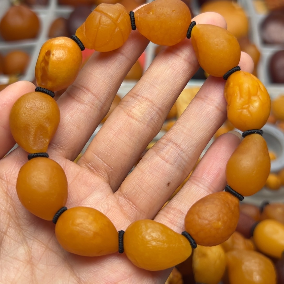 琥珀裸石未镶嵌天然蜜蜡