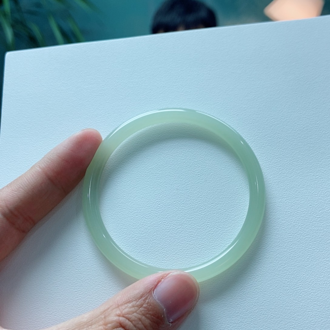 和田玉手镯未镶嵌H****周57