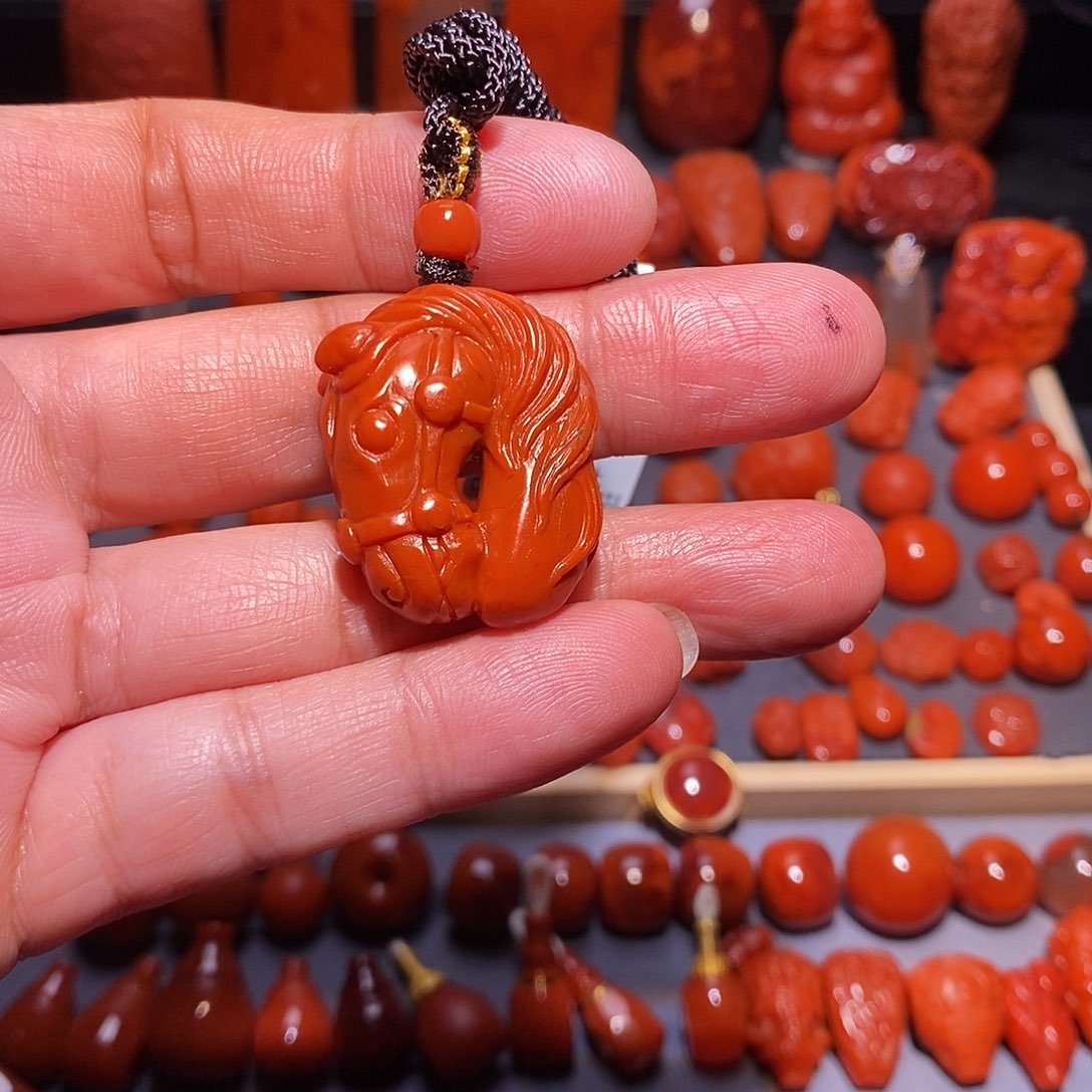 南红玛瑙未镶嵌精工马吊坠