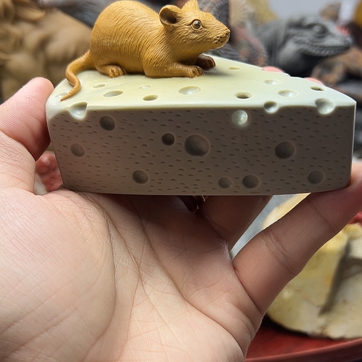 东北石全****哥松花石摆件