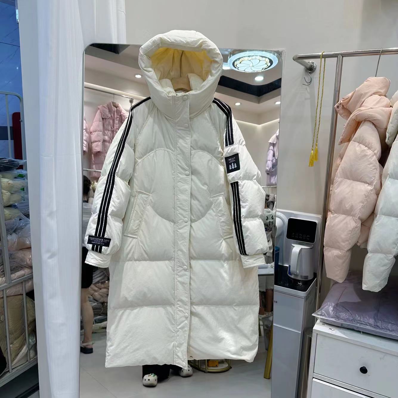 连帽加厚羽绒服女长款2024冬新款显瘦时尚小个子2612