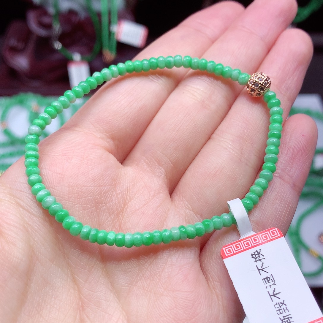 翡翠未镶嵌手链翡翠