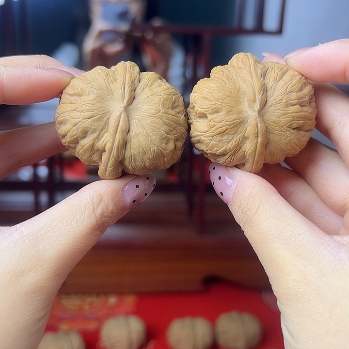 不***起文玩核桃吊坠全品元宝 