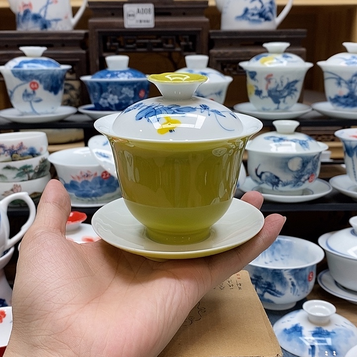 手绘葫芦果160cc盖碗釉下彩微瑕福利款