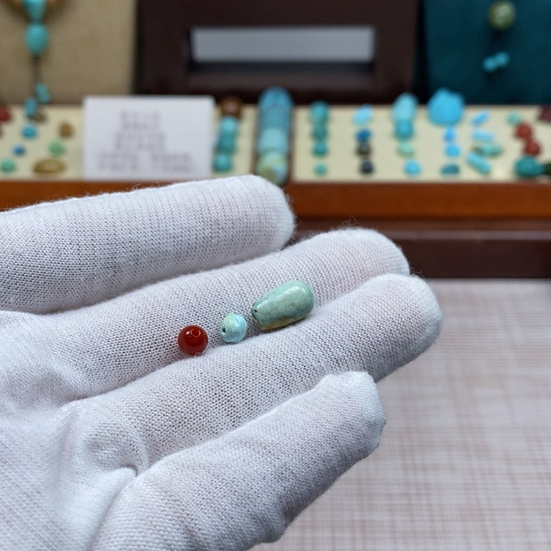 未镶嵌配饰南红玛瑙