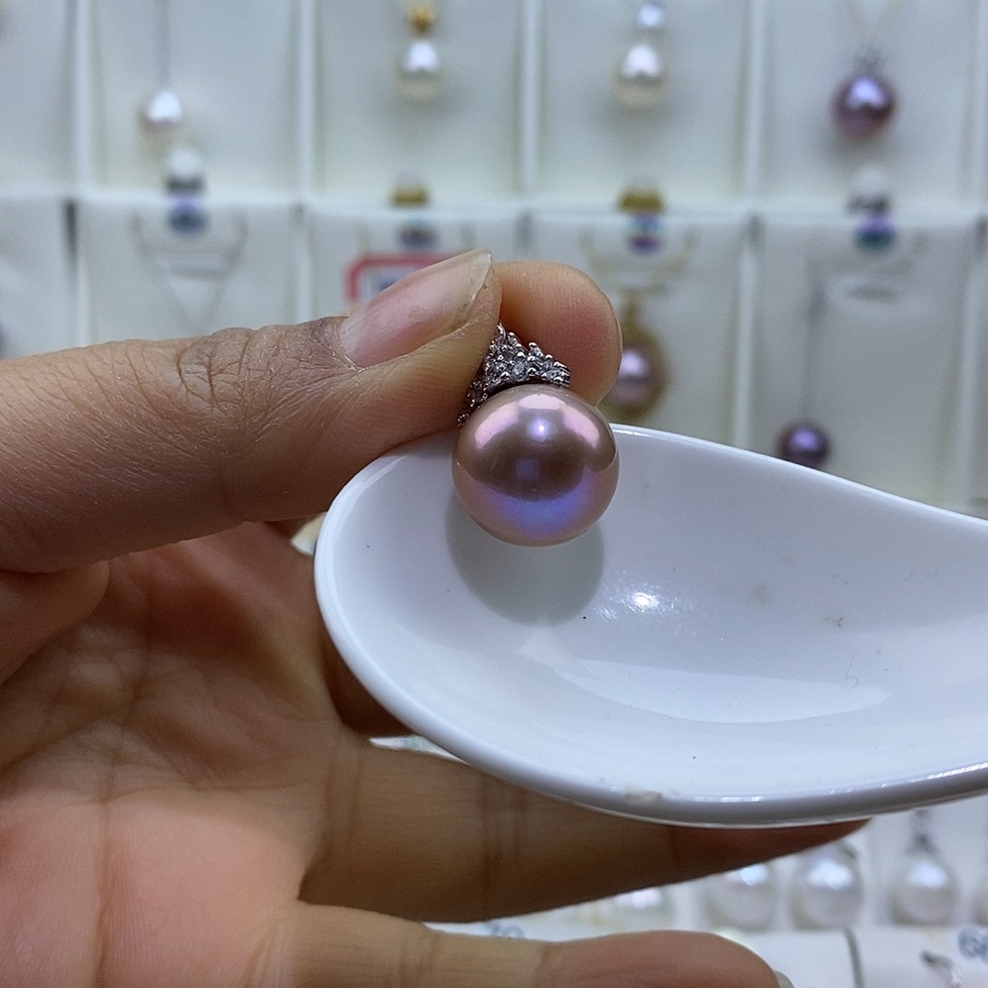 淡水珍珠吊坠(赠链)银S925镶嵌