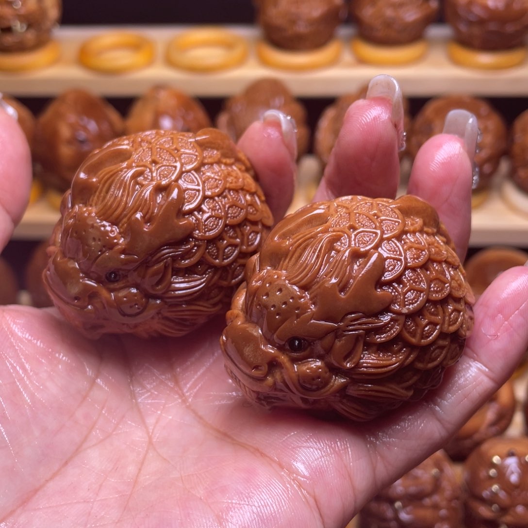 橄榄核把件一***及巴西大橄榄