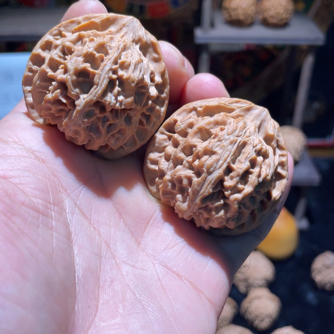 咫***想文玩核桃吊坠43邢台原桩苹果园