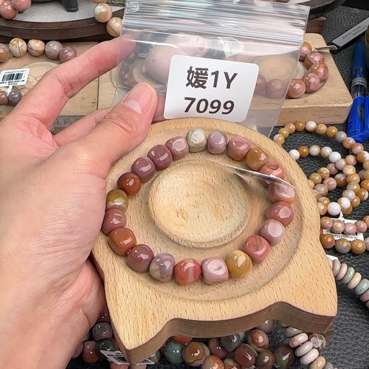 【闪购商品】未镶嵌手链石英质玉栗**子