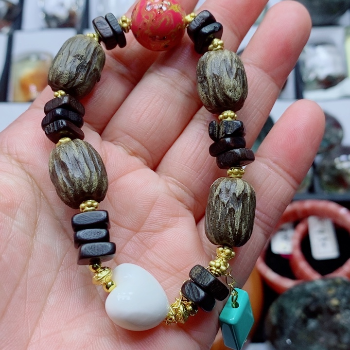 水晶颈饰未镶嵌水晶