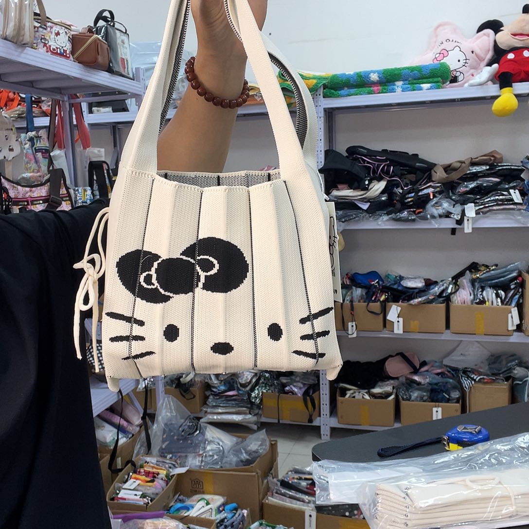 PU化妆包等产品和产品