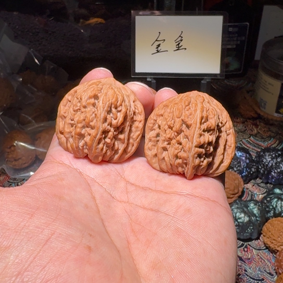 把件文玩核桃650蓟县楼，尺寸40 38 38