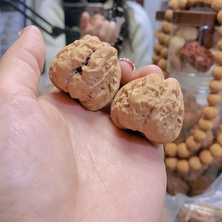 【闪购商品】文玩核桃把件38蛤蟆头大肚子修