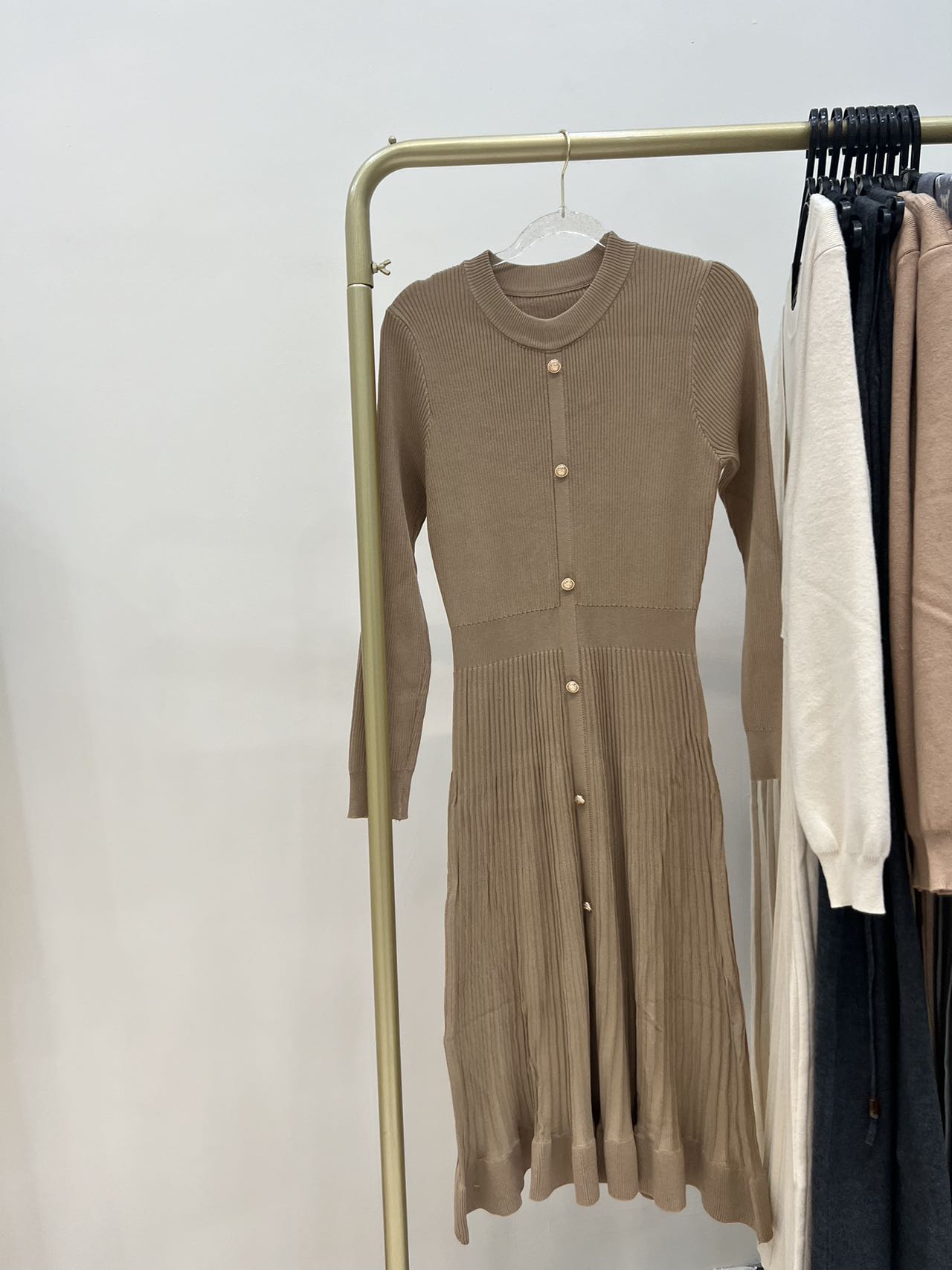 秋款毛呢小香风连衣裙气质气质针织收腰