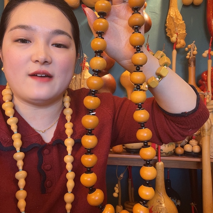 小***陈大叶紫檀（黑酸枝木类）