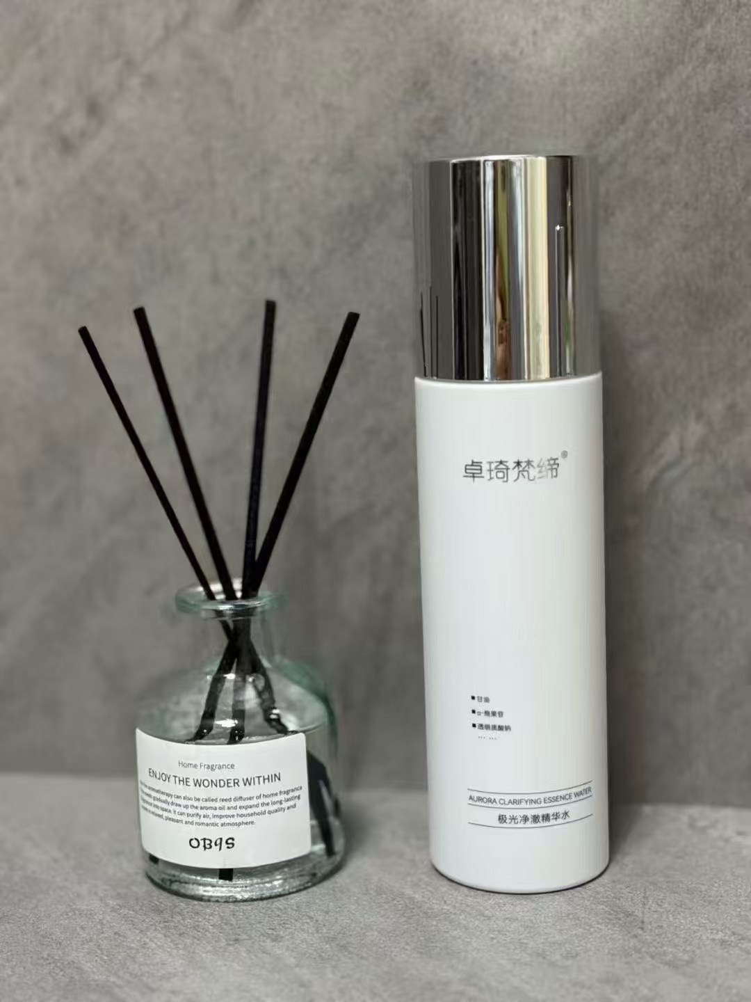 卓琦梵缔极光净澈精华水150ml