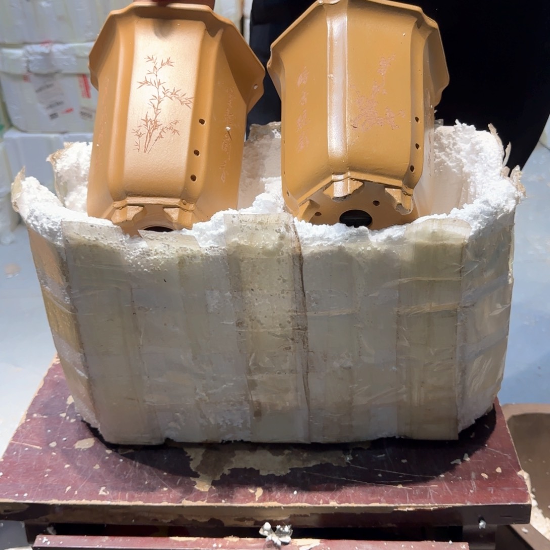 紫砂花盆瑕疵和瑕疵都