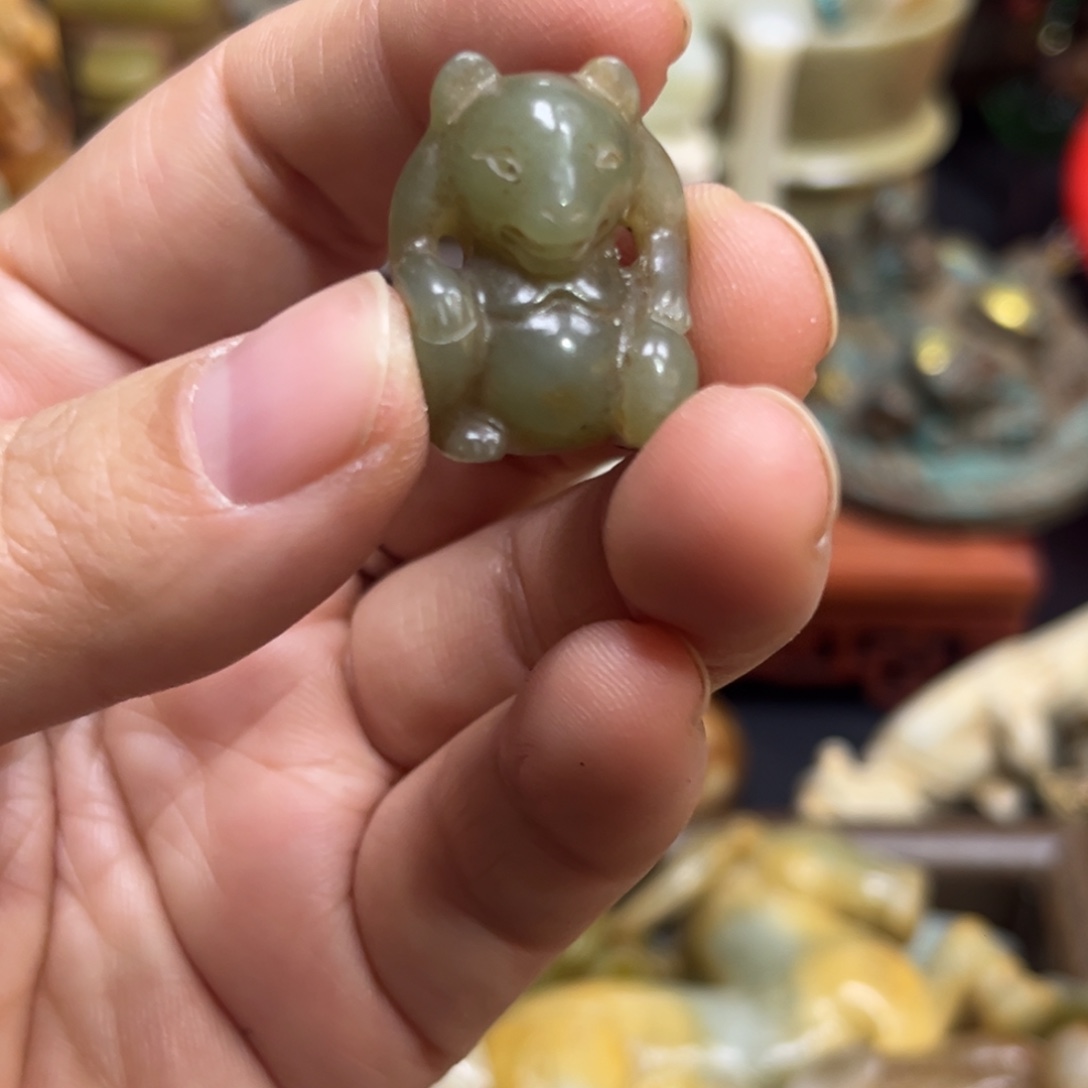 和田玉（糖玉）未镶嵌挂件