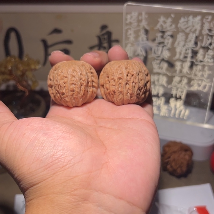 把件文玩核桃36铁锤妹妹微微修尖