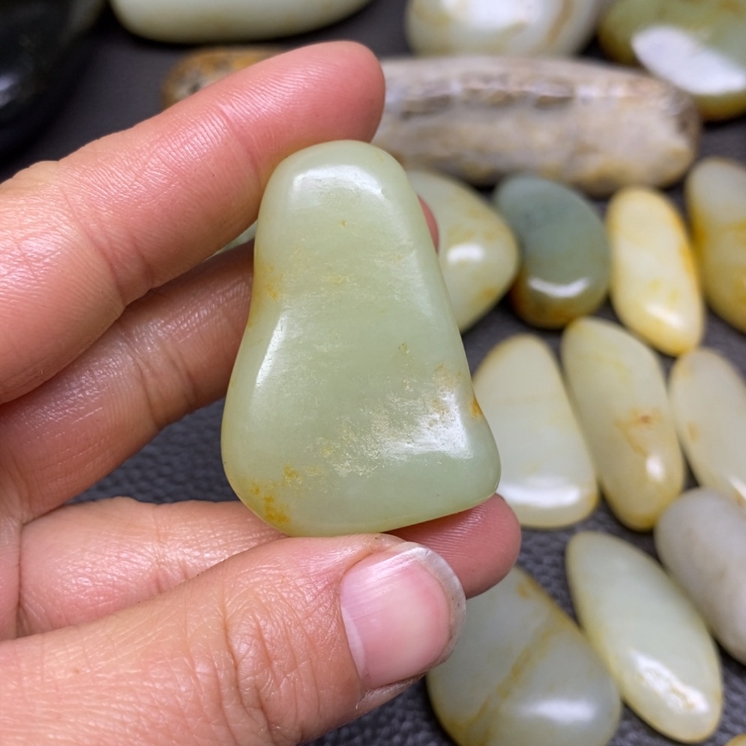 和田玉挂件^_^未镶嵌