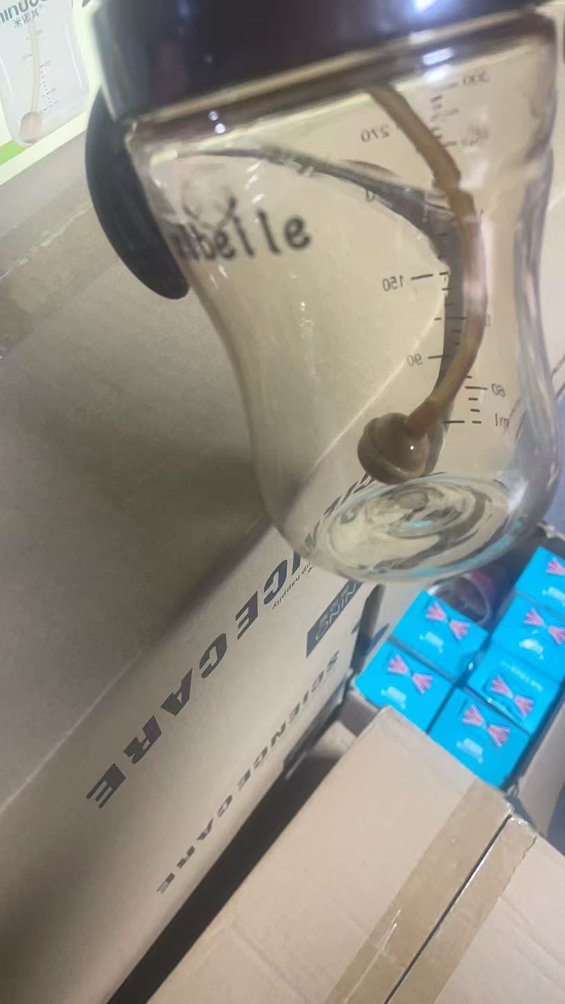 童装宝宝喝奶水杯