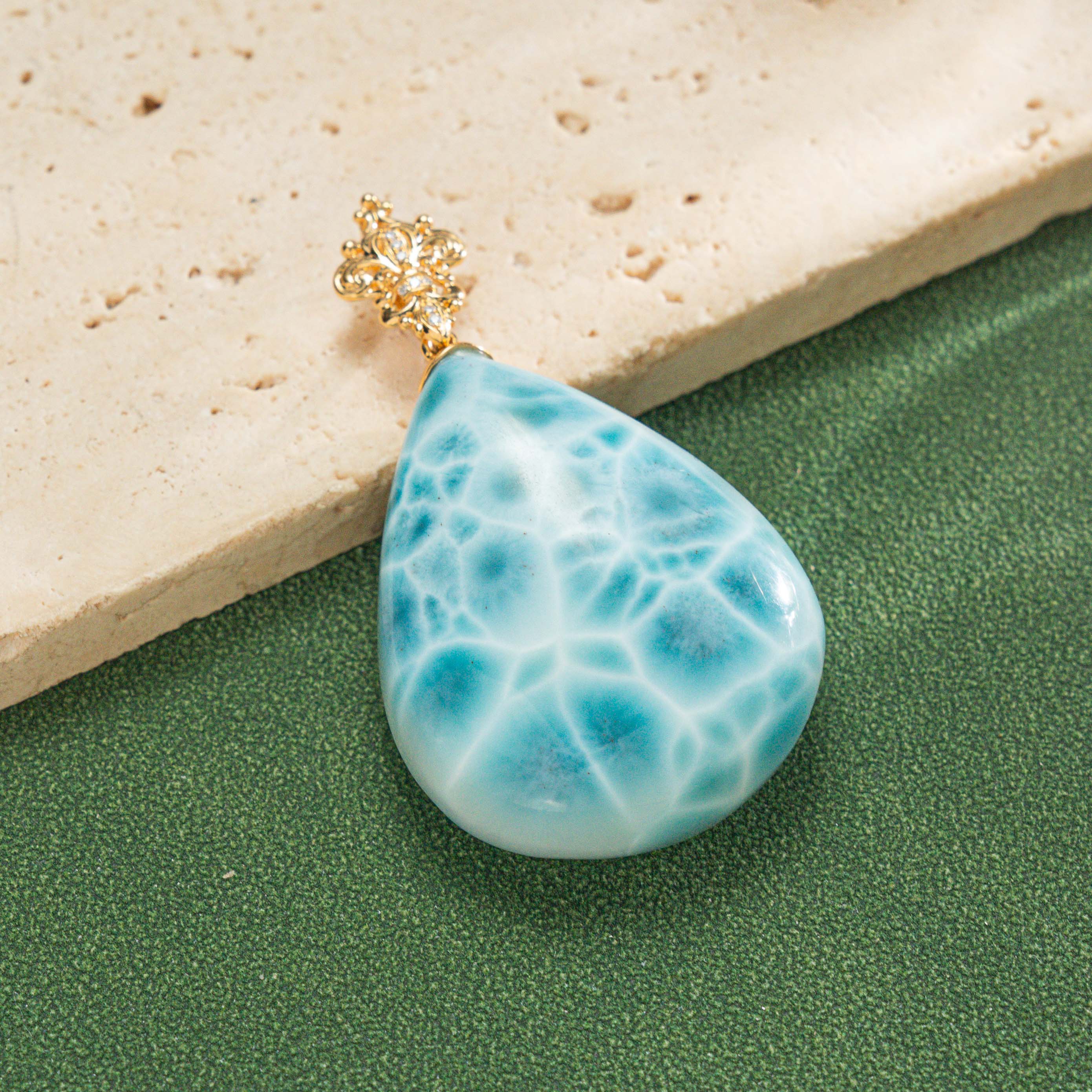 【奢小姐珠宝】18K金海纹石水滴吊坠-JH391