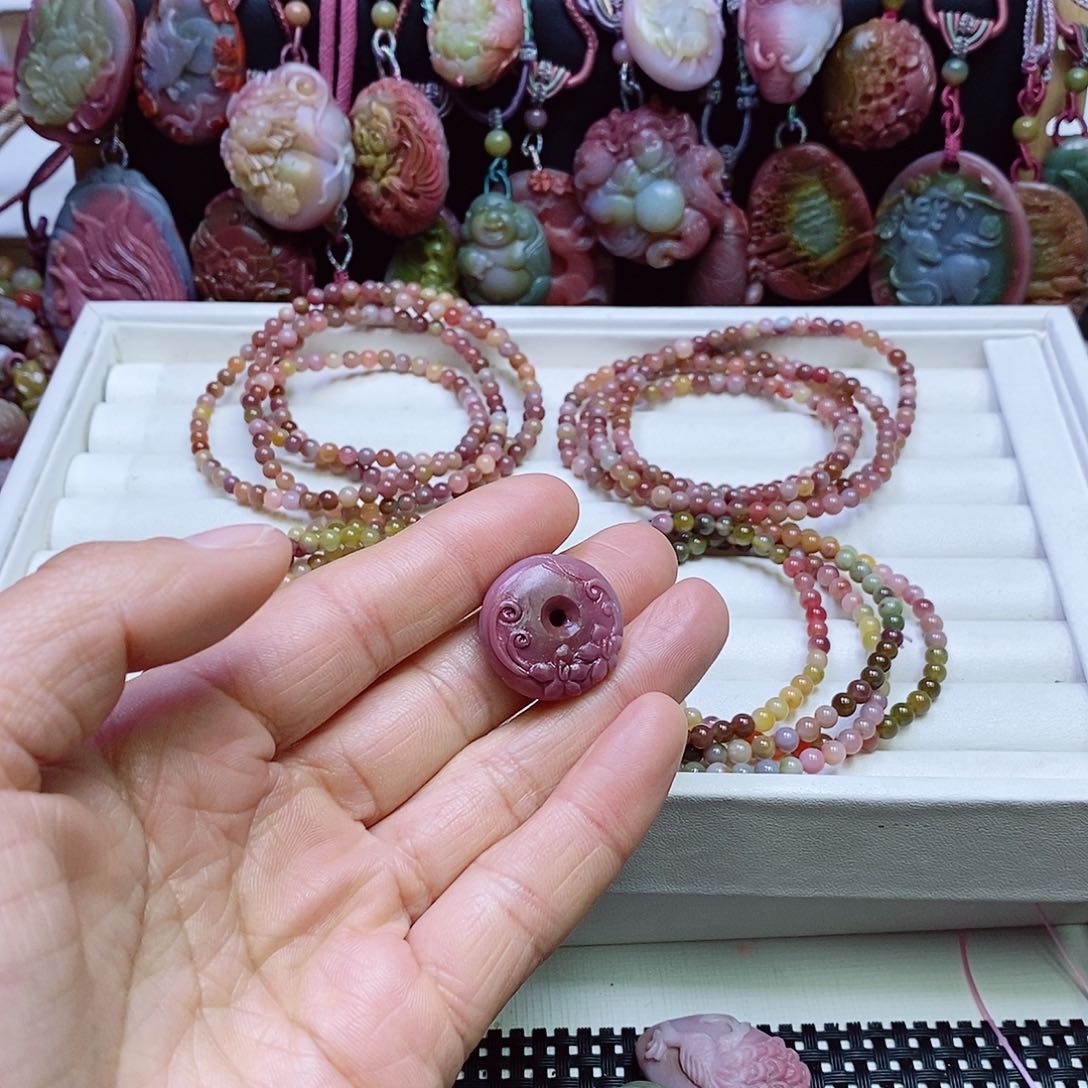 玛瑙/玉髓盐源玛瑙手串未镶嵌