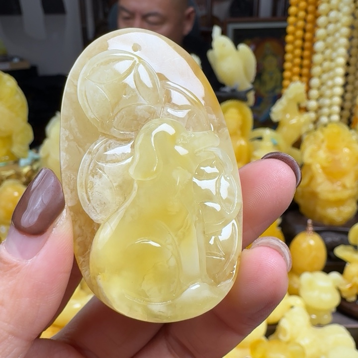 蜜蜡珠宝奇石未镶嵌