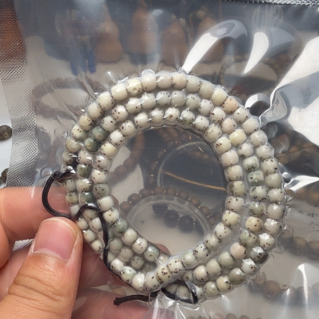 小***蝈星月菩提手串6石玉108