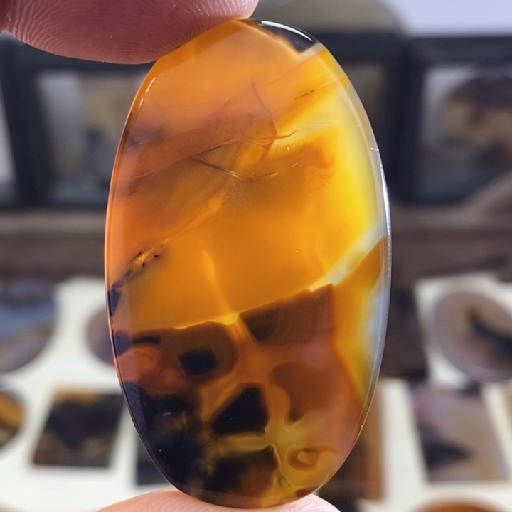 玛瑙/玉髓颈饰未镶嵌