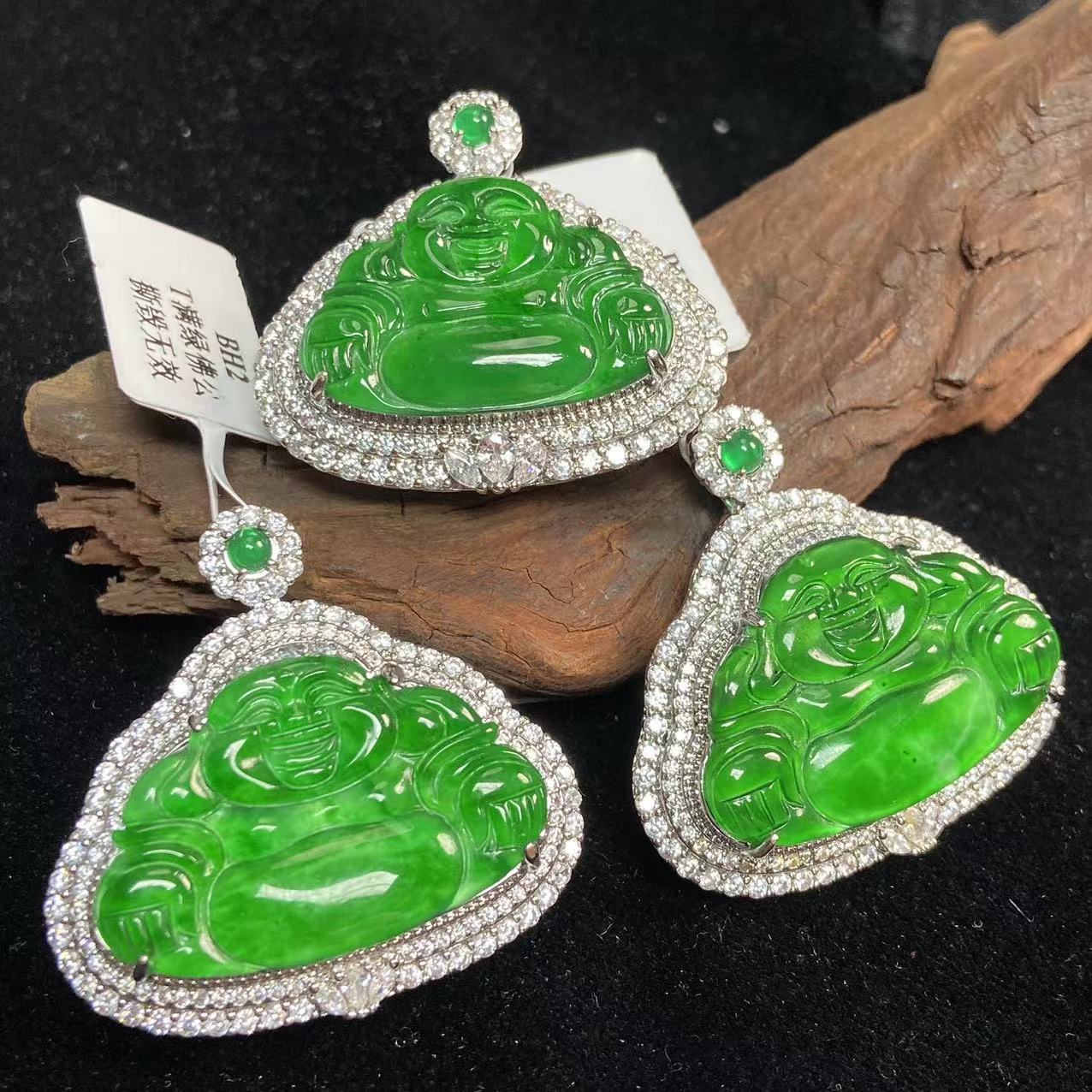 天然A货翡翠【佛公】多样性发一个16047