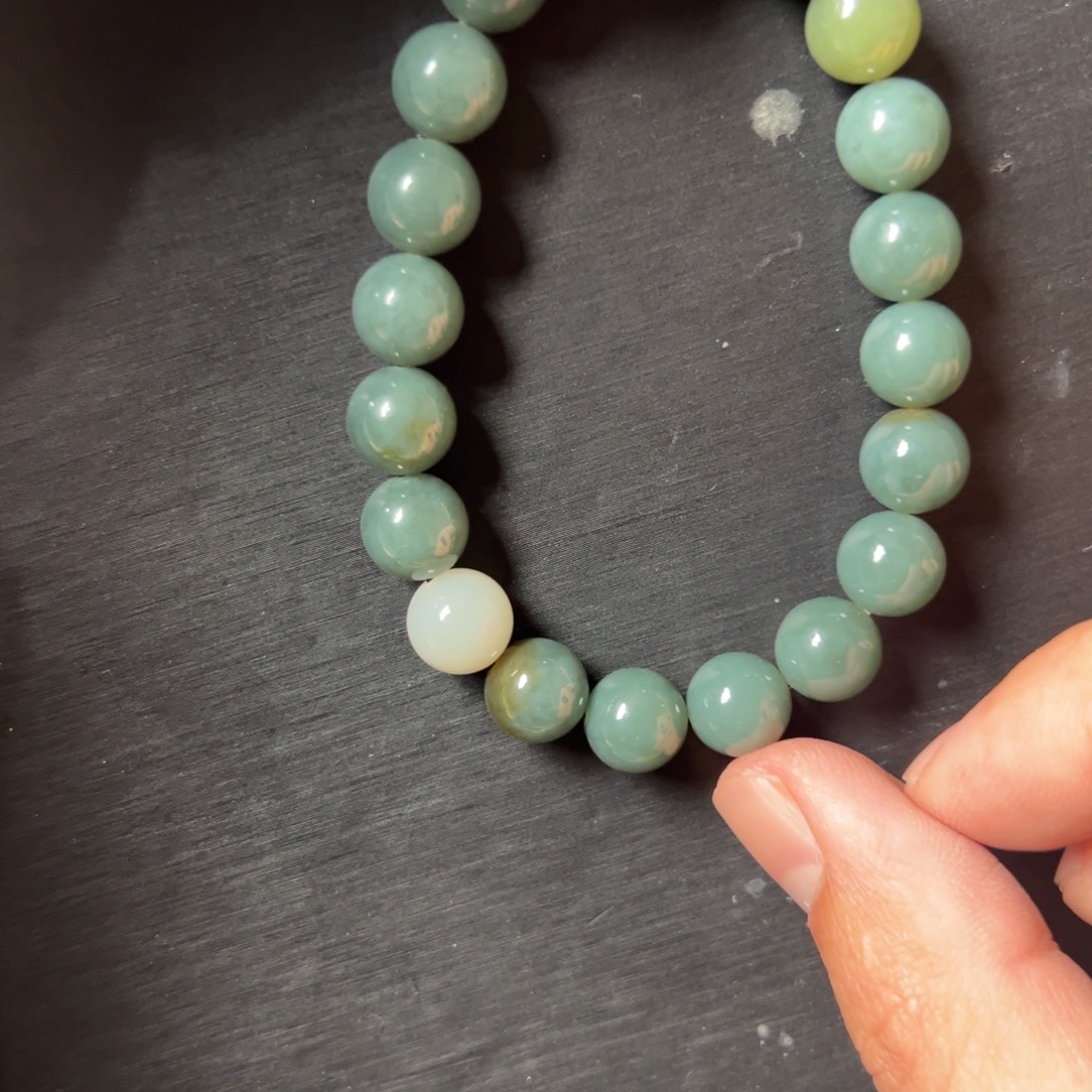 和田玉（糖玉）未镶嵌手链和田玉且末料