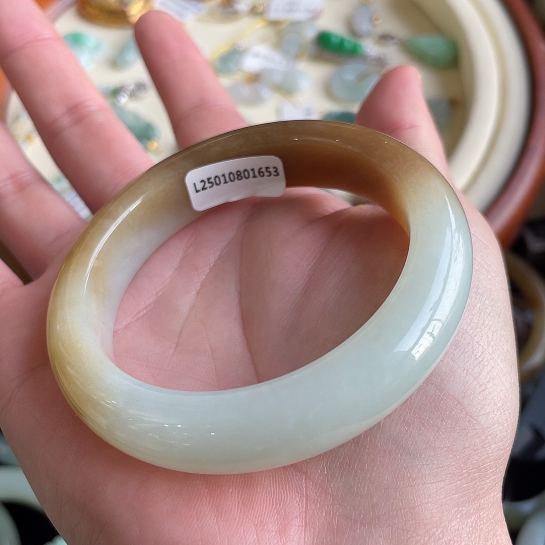 和田玉（糖玉）手镯未镶嵌