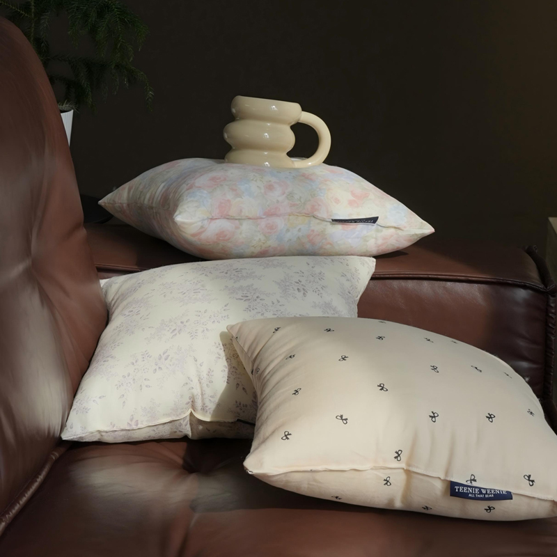 TeenieWeenie美式风全棉双层纱抱枕靠垫腰枕床头靠背午休枕