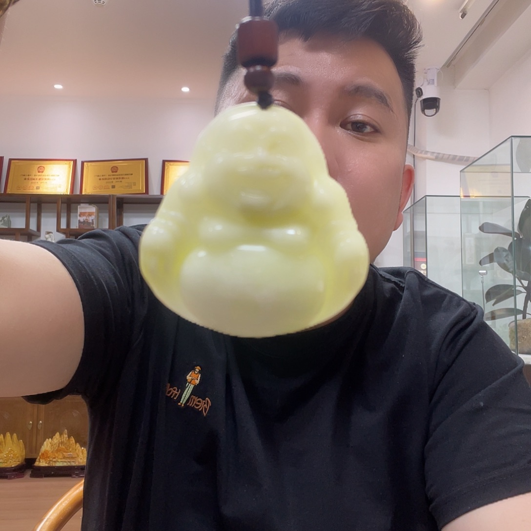 未镶嵌蛇纹石玉颈饰