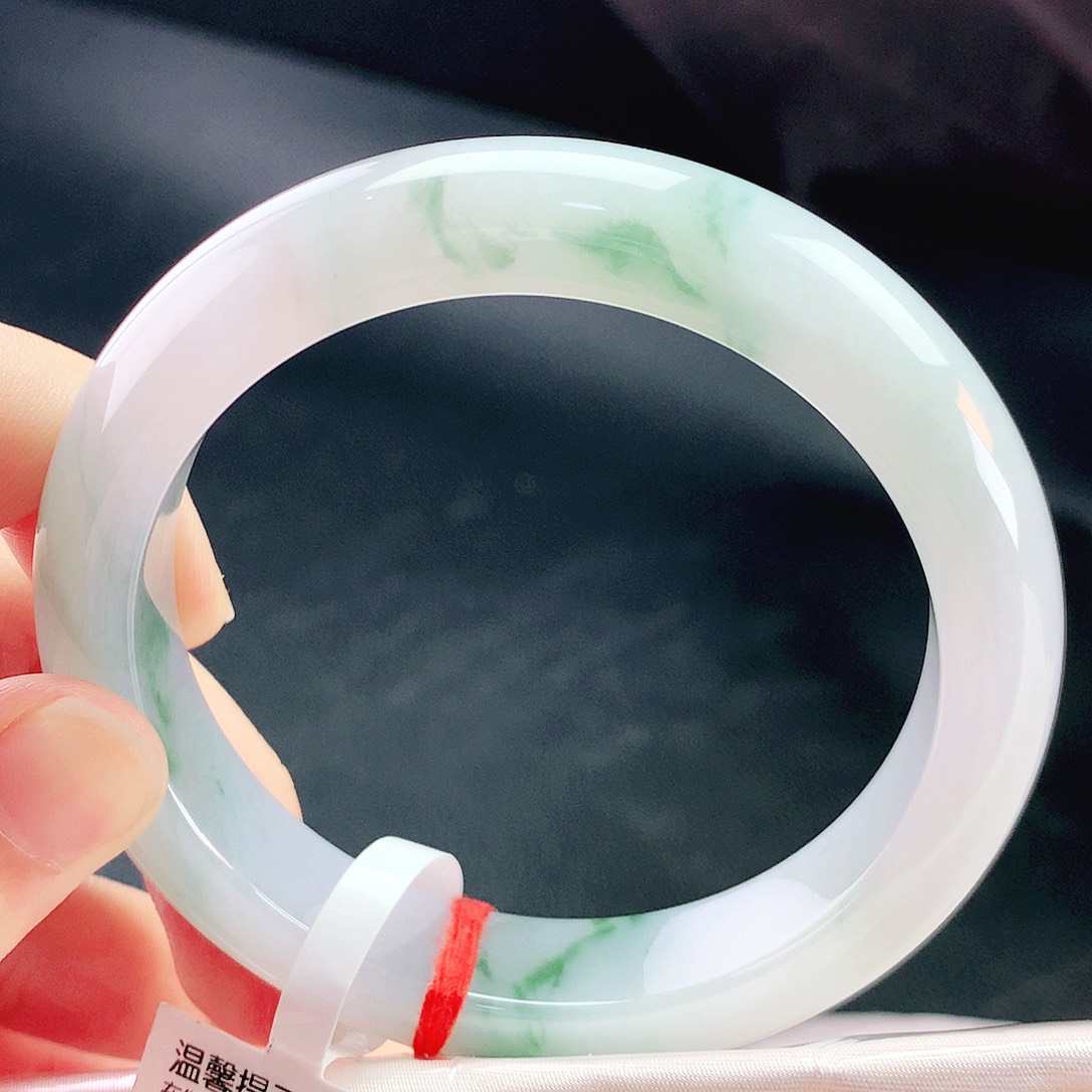 未镶嵌手镯翡翠60圈