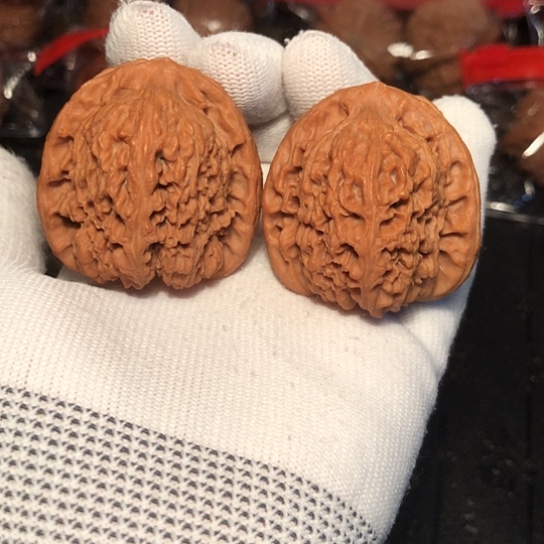 文玩核桃把件南疆石39