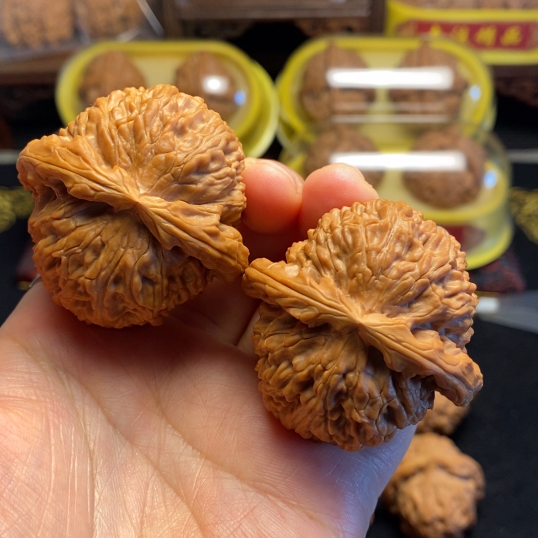 桃核把件球白狮子头45