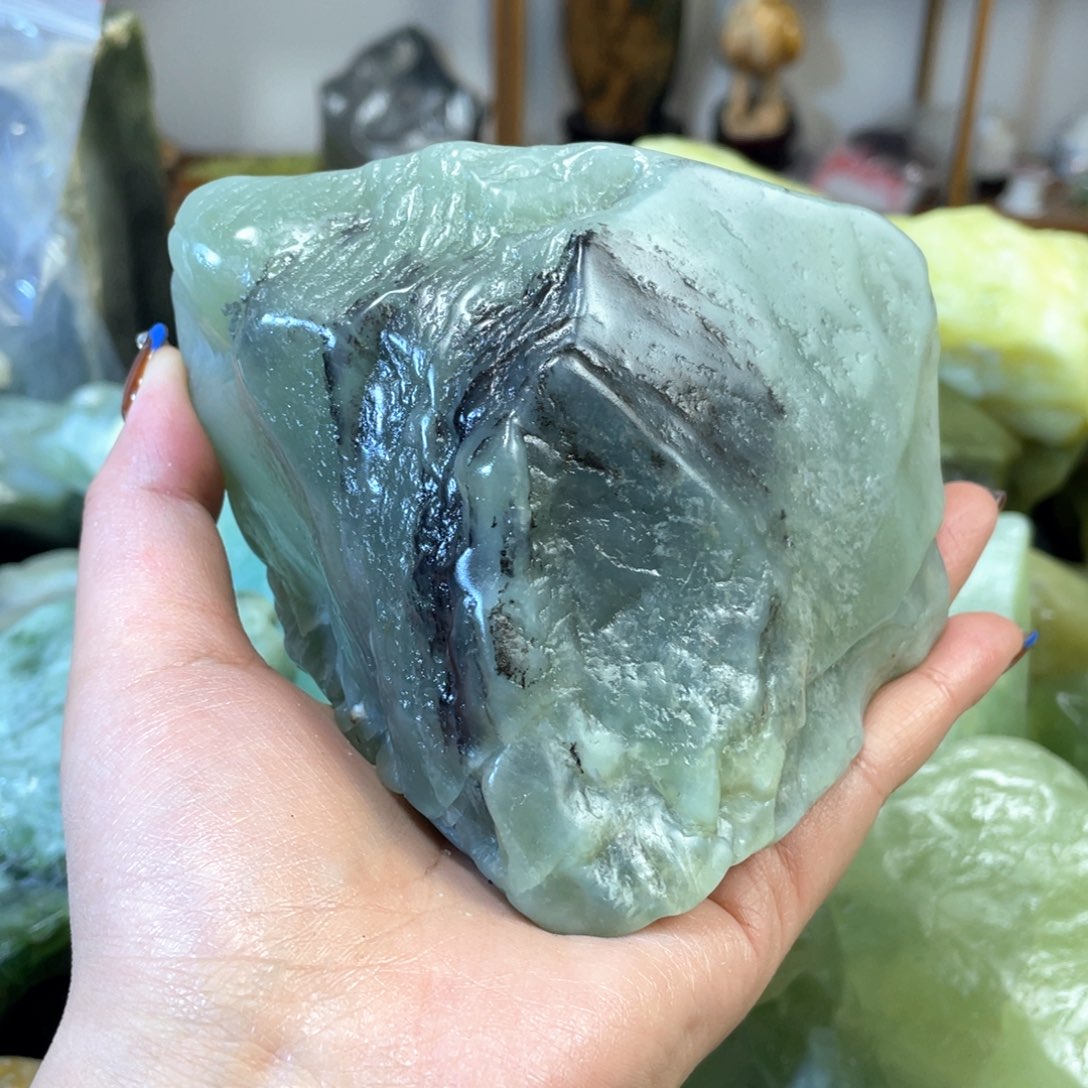 蛇纹石玉未镶嵌中国四大名玉简易