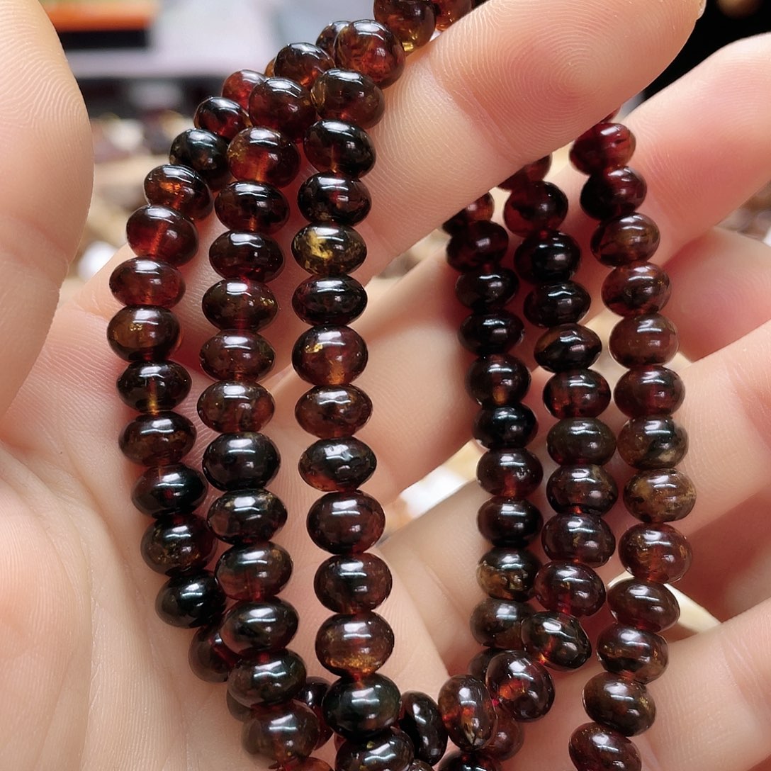 琥珀裸石未镶嵌七10787