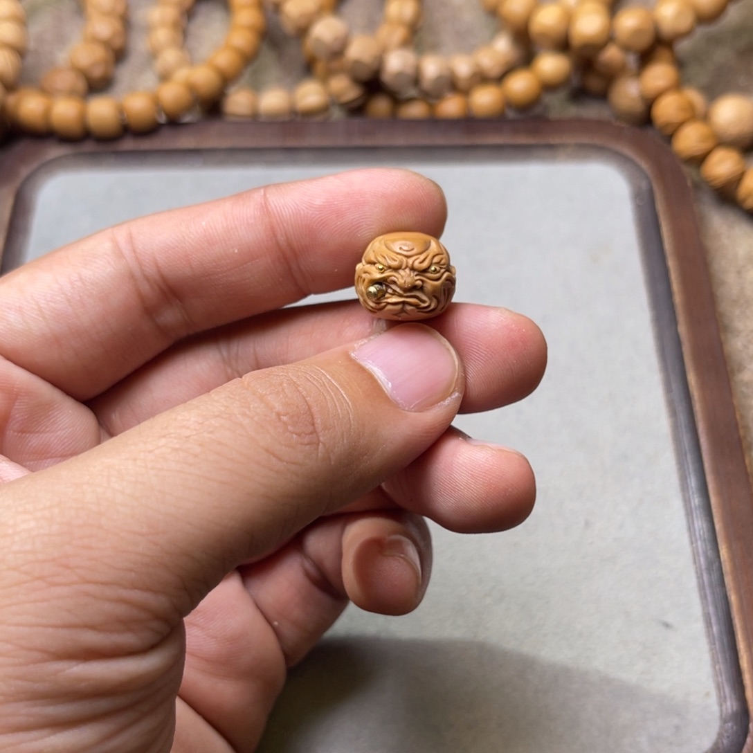 猴头核桃吊坠烟鬼单颗15mm