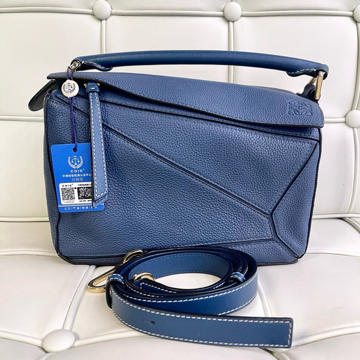 95新 LOEWE/罗意威 119271 loewe罗意威puzzle小号海军蓝荔枝皮包
