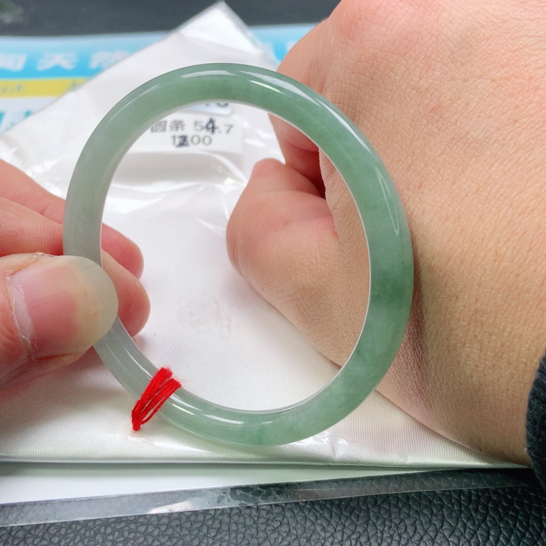 翡翠手镯未镶嵌0116号