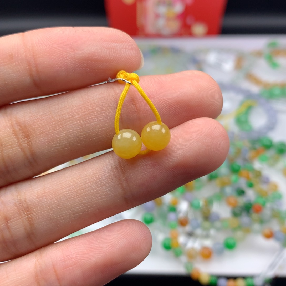 翡翠手链未镶嵌卡